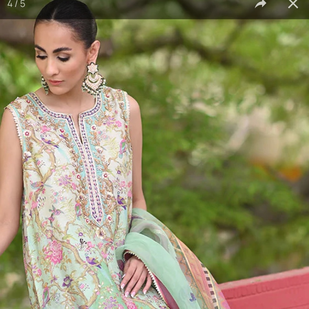 Meet your Posher, Arooj